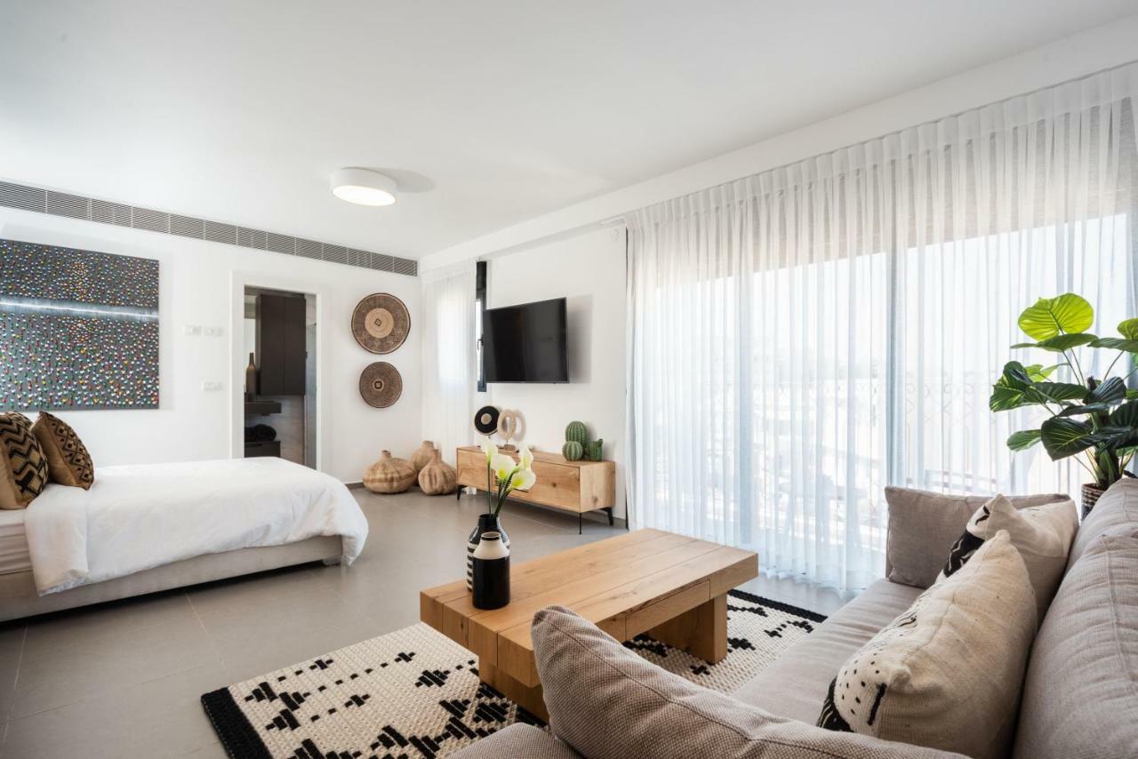 Duplex With Sea View Terrace Above The Flea Market Tel Aviv Esterno foto
